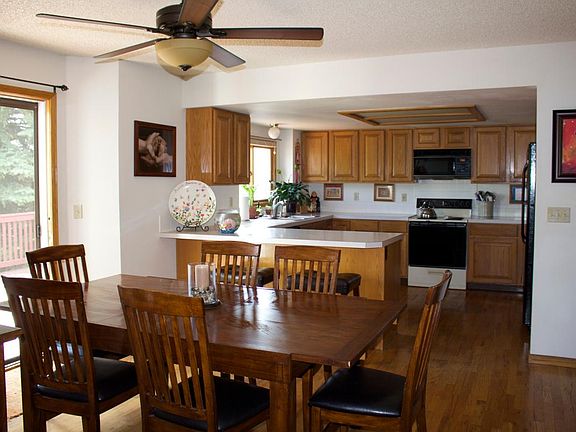 Dining/breakfast nook & kitchen