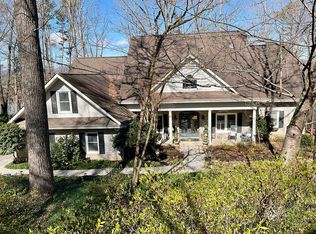 26 Rivers Run Way, Oak Ridge, TN 37830