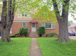 318 Clayton Rd, Hillside, IL 60162