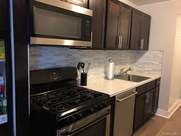 4th image of 1 Sadore Ln APT 2W