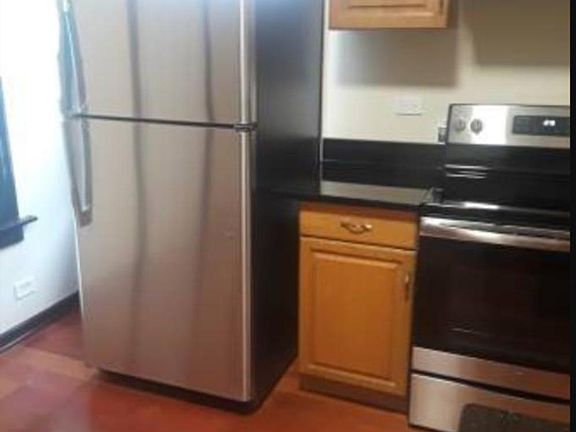 3rd image of 2113 N Lavergne Ave #2