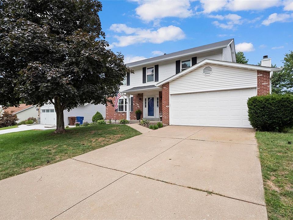 1st image of 936 Blake Ct