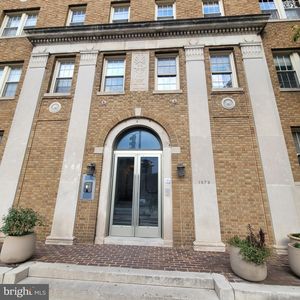 1673 Park Rd NW APT 502, Washington, DC, 20010