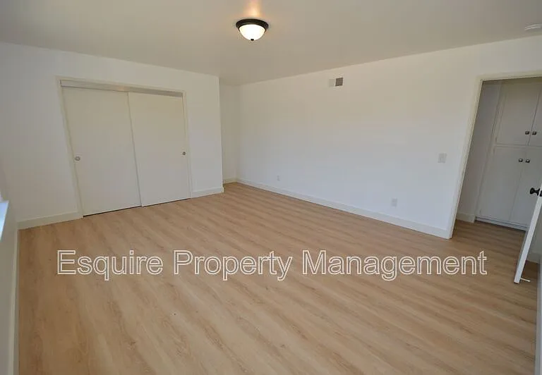 13515 W Telegraph Rd — Photo 23