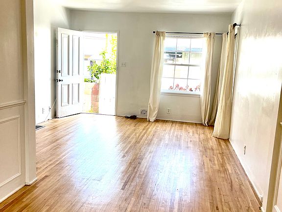 4th image of 927 18th St #S