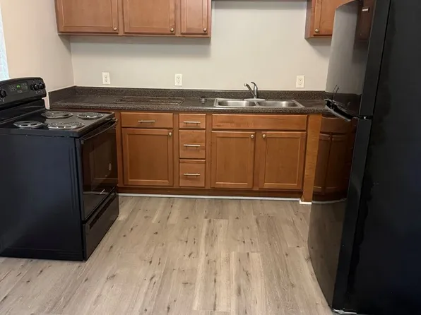 1320 Thomasboro Dr APT 4, Charlotte, NC 28208