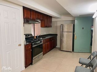 165 Henry St APT 101, New York, NY 10002