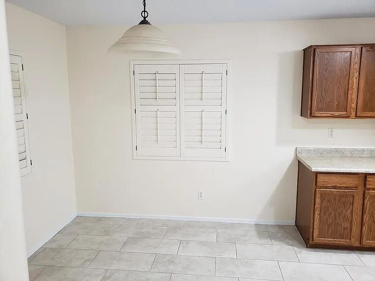1503 S 228th Ct — Photo 6