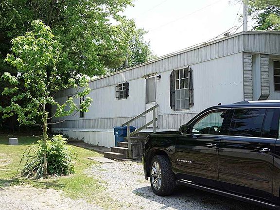 5th image of 622 Charleston Ave