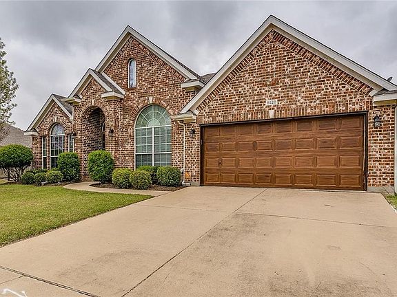 2nd image of 8520 Saffron Dr