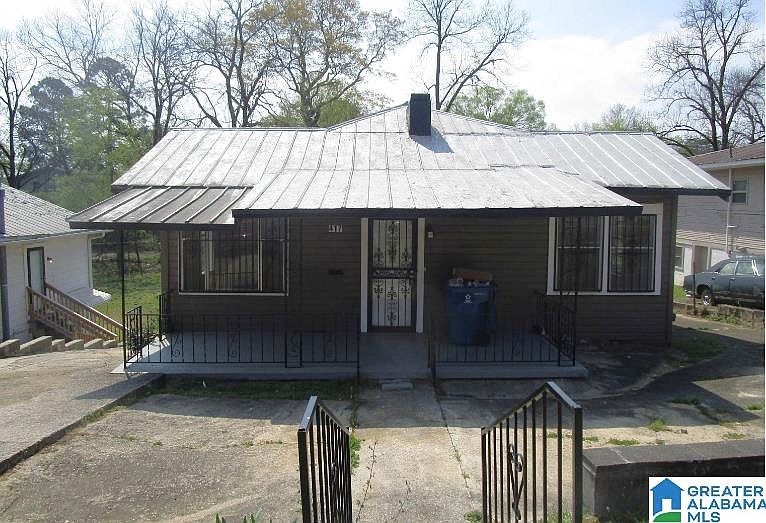 1st image of 417 62nd St