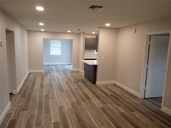 3rd image of 4161 SW 56th Avenue