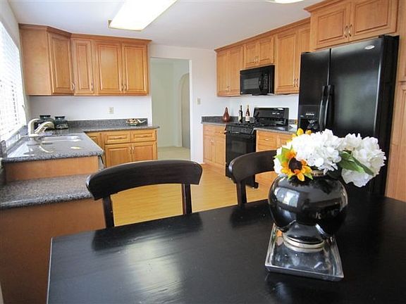 2nd image of 5553 Copeland Pl