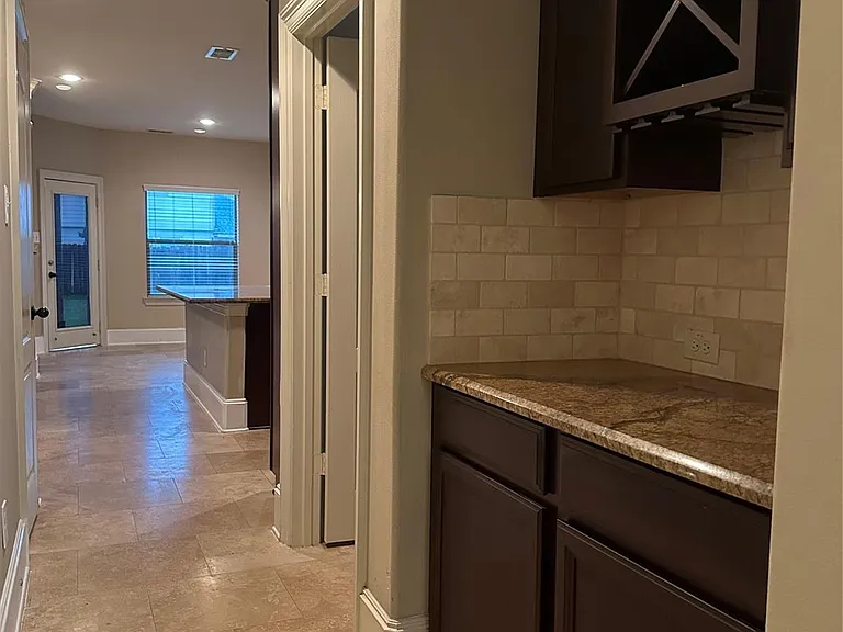 13915 Sawmill Run Ln — Photo 7