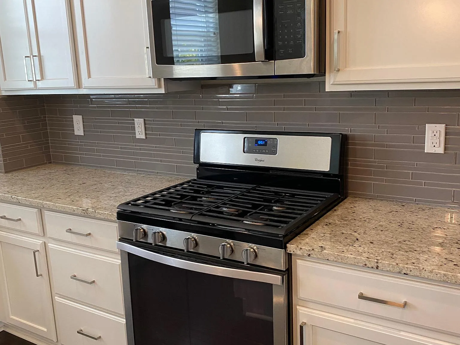 2 bed, 2.5 bath, 1500 sqft, $2,950 — Photo 3
