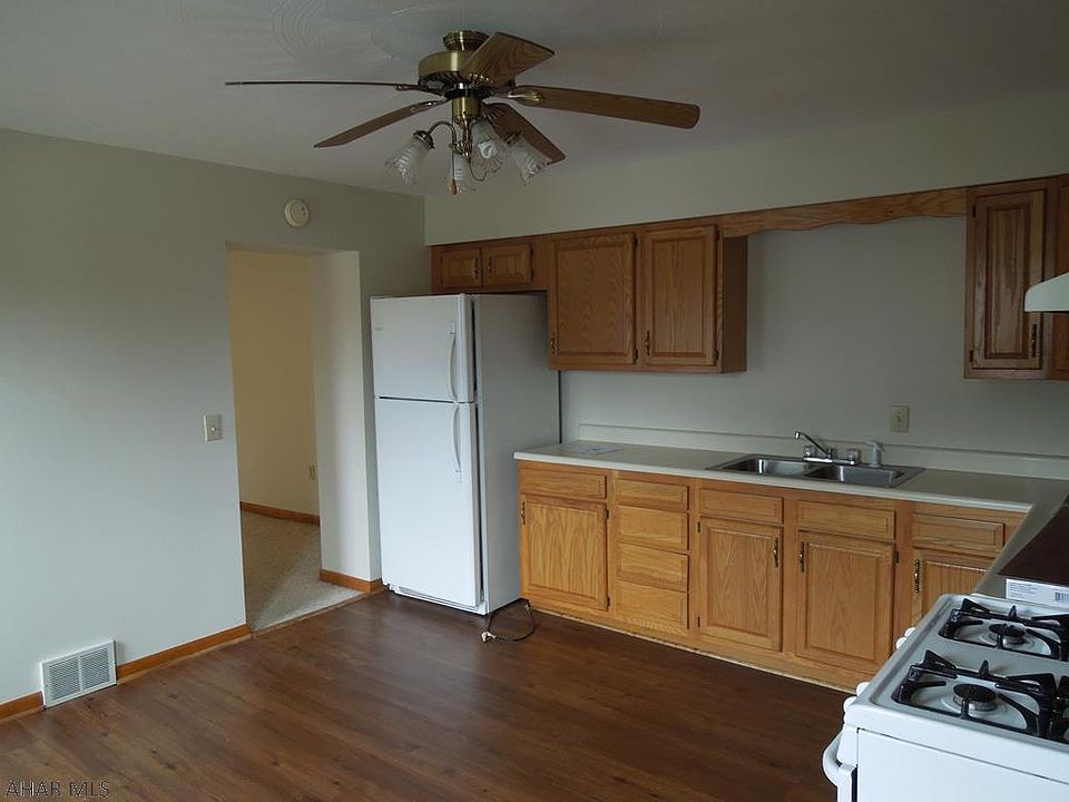 608 Mulberry 608 Mulberry St Hollidaysburg PA Zillow
