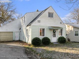 2010 E Cavanaugh Rd, Lansing, MI 48910