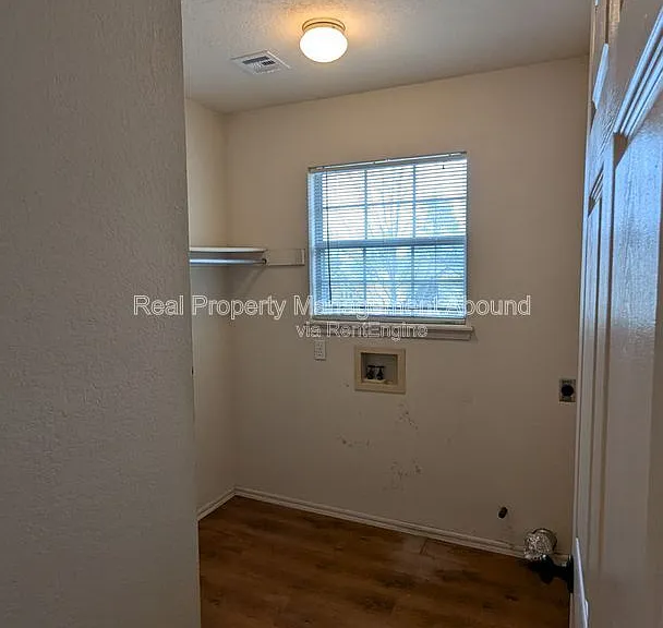 1224 W 112th Dr S — Photo 13
