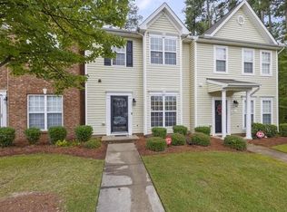 28 Sharpstone Ln, Durham, NC 27703