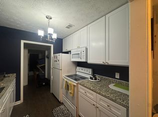 124 Oak Park Ct, Athens, GA 30605
