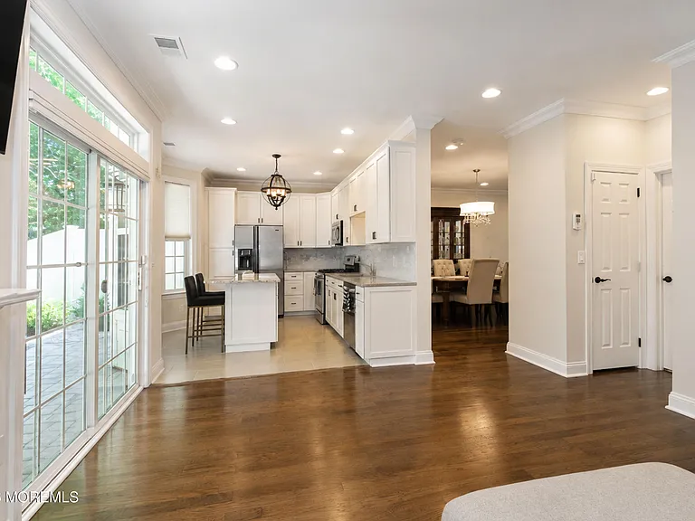 183 Shinnecock Dr — Photo 33
