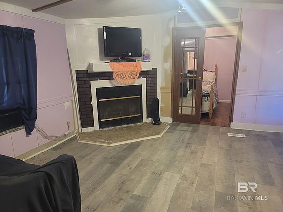 4th image of 26850 Forest View Rd