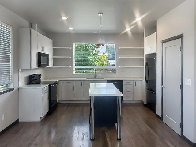 5516 Arnhem Way — Photo 2