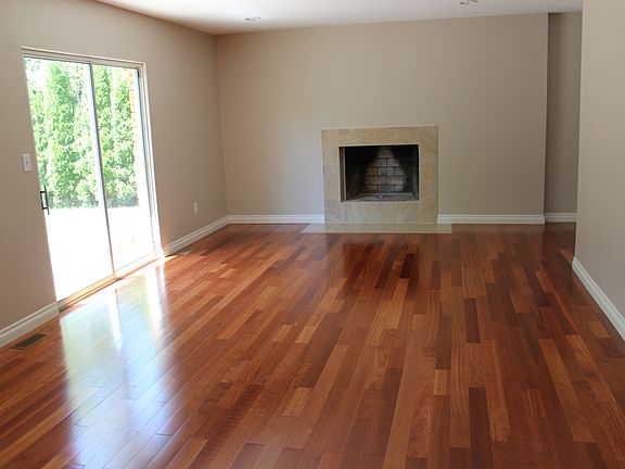3rd image of 3753 Hawthorne Dr