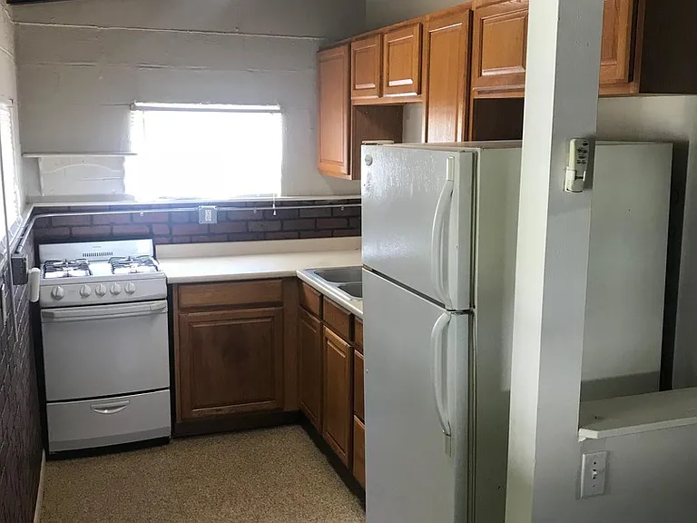919 Church St — Photo 2