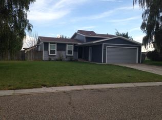 667 Columbine Dr, Paul, ID 83347