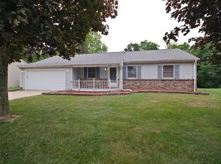 520 Sunshine Dr, Valparaiso, IN 46385