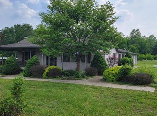 184 E 334th Rd, Humansville, MO 65674