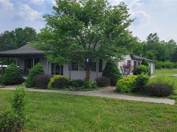184 E 334th Rd, Humansville, MO 65674