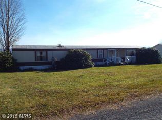 300 Hemlock Dr, Grantsville, MD 21536