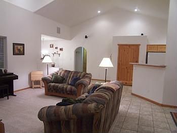 3rd image of 31 Serrania Dr