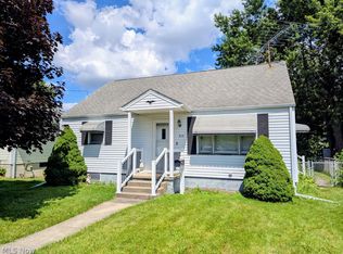 816 14th St SW, Massillon, OH 44647