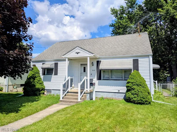 816 14th St SW, Massillon, OH 44647