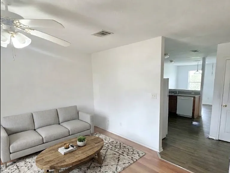 3414 Cantabrian Dr — Photo 2