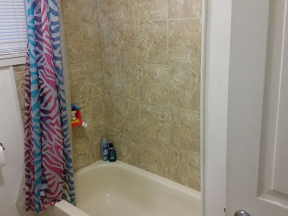 3rd image of 2402 Rebecca Ln