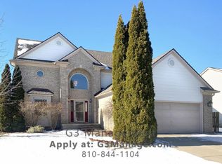 1801 Oak Squire Ln, Howell, MI