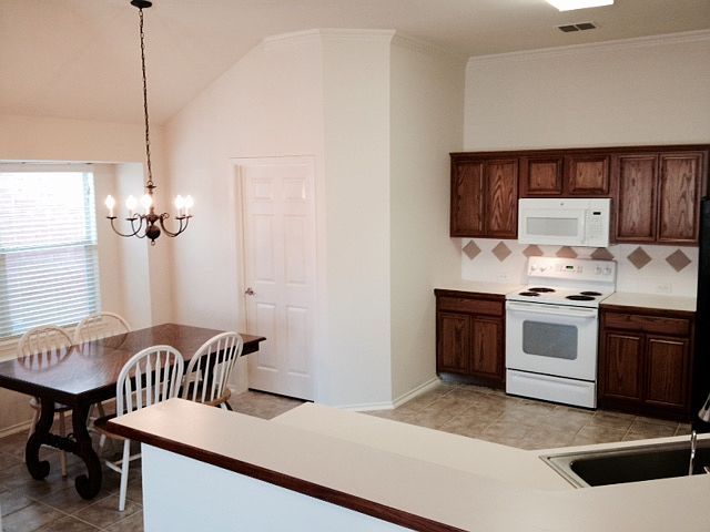 1st image of 4904 Ambrosia Dr