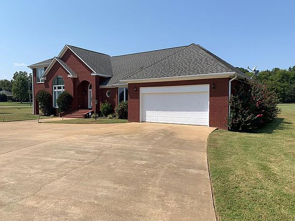 2nd image of 580 Thornton Dr