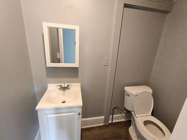 886 Stoner St — Photo 9