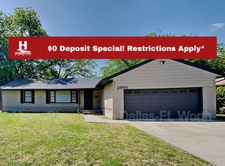 2968 Phyllis Ln, Farmers Branch, TX 75234