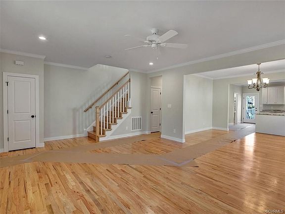 5th image of 3108 1st Ave
