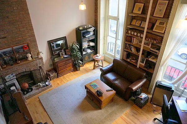 Rented by Compass | media 10