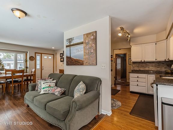 4th image of 22220 W Oak Ave