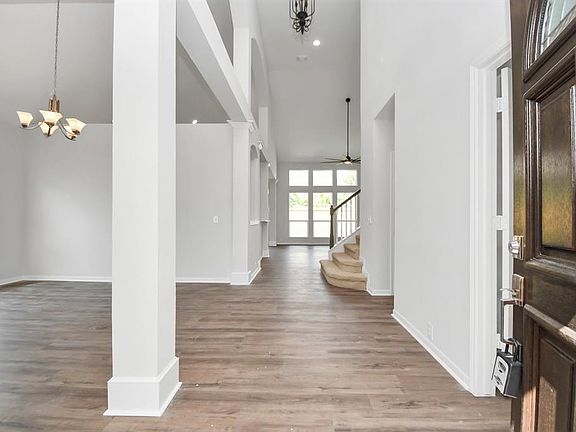 5th image of 2524 Sunrise Harbor Ln