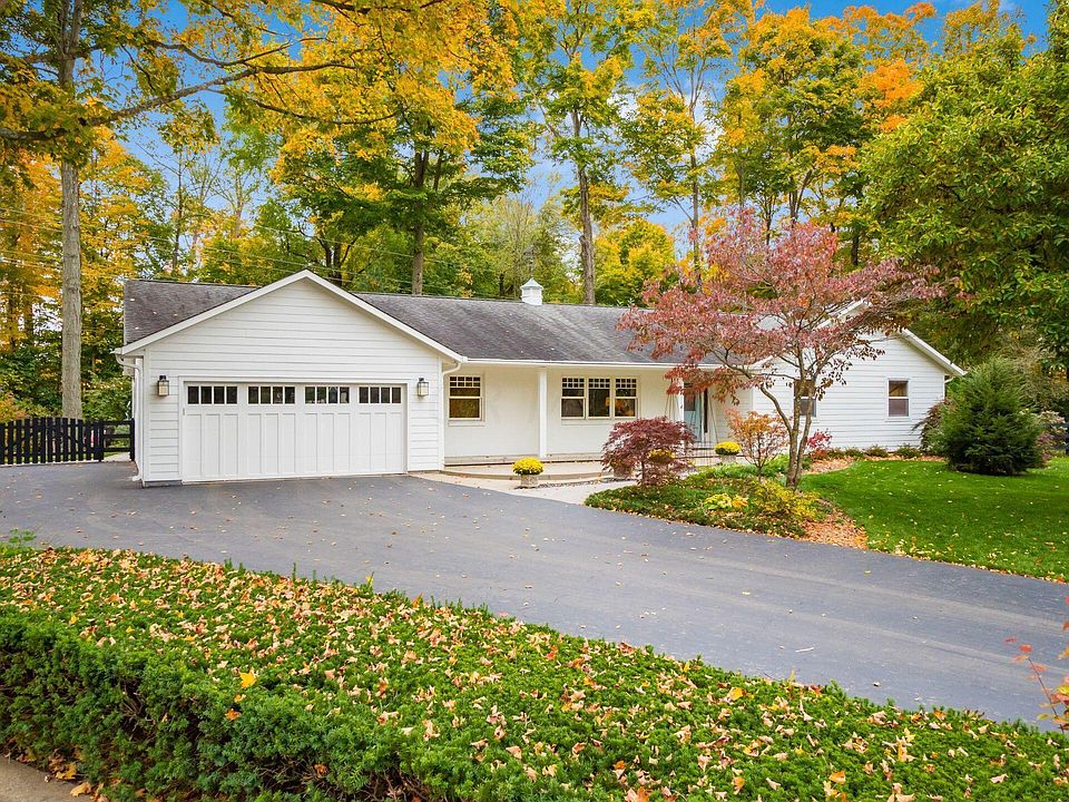 1st image of 8861 Woodcutters Ln