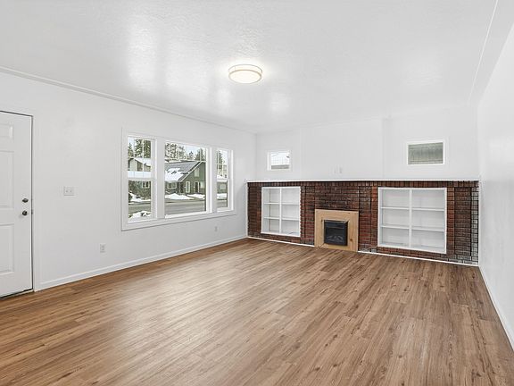4th image of 1017 E 29th Ave